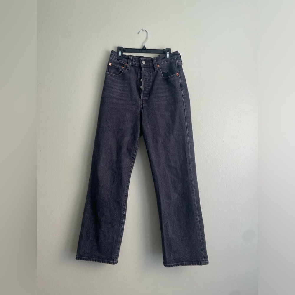 Levi’s Ribcage Straight Ankle Jeans